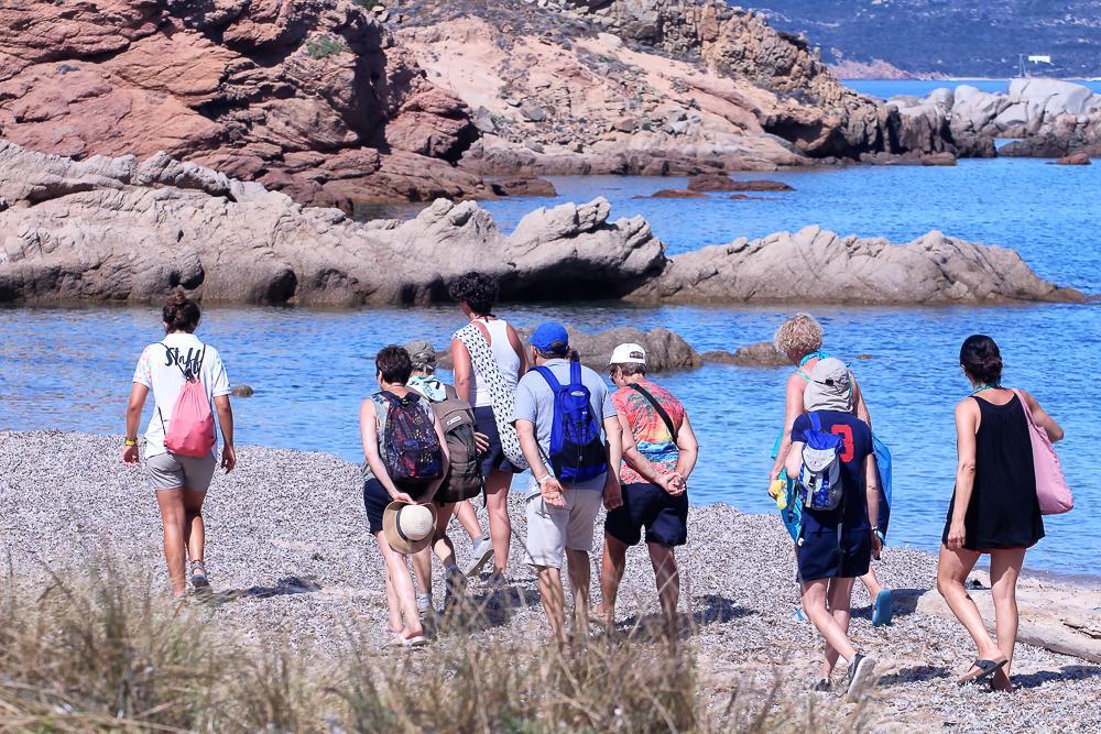 Отель Touring Club Italiano - La Maddalena Ла-Маддалена Экстерьер фото