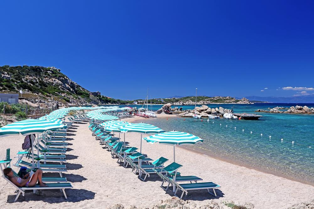 Отель Touring Club Italiano - La Maddalena Ла-Маддалена Экстерьер фото