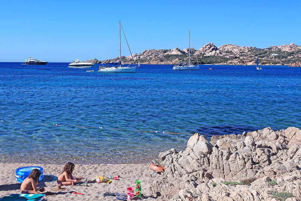 Отель Touring Club Italiano - La Maddalena Ла-Маддалена Экстерьер фото